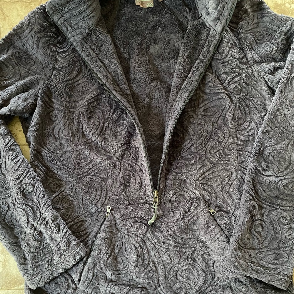 Athleta Plush 1/2 Zip Pullover Sz L